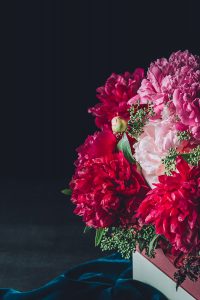 red-and-pink-flowers-velvet-cloth-2019-wedding-trend