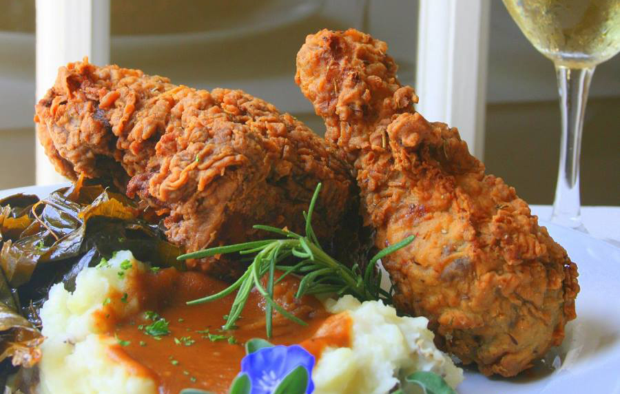 fried-chicken-at-virginias-on-king